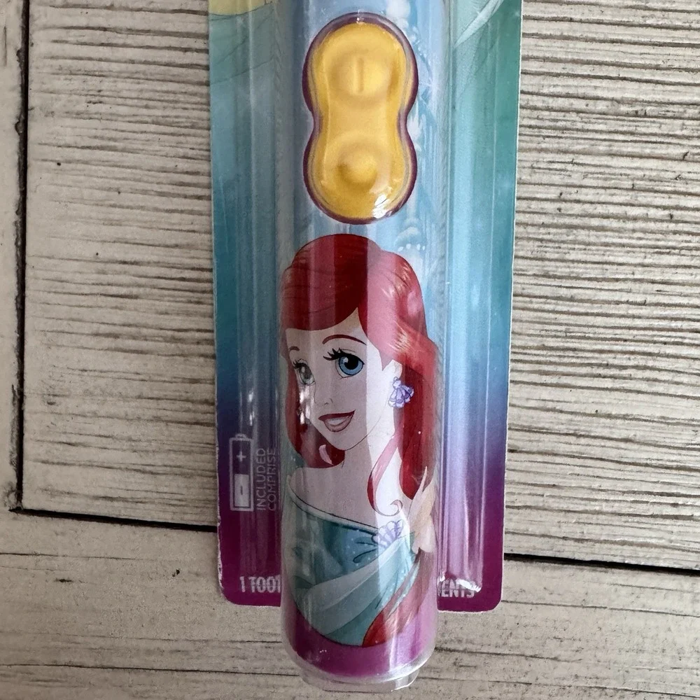 Disney Little Mermaid Toothbrush Kid's Battery Soft Bristles Kids 3+ Princess